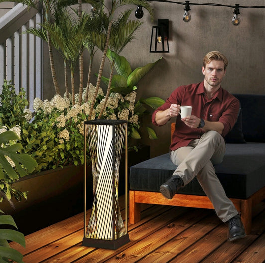 Rattan Solar Garden Light Floor Lamp