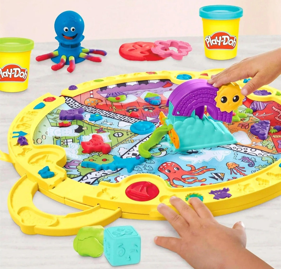 Play-Doh Fold & Go Playmat